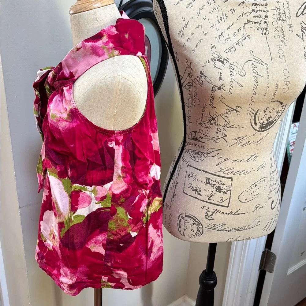 GAP Girls Pink Floral Sleeveless Halter Style  Tie Front Blouse: Stylish!